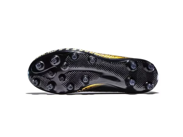 2425 Football shoes